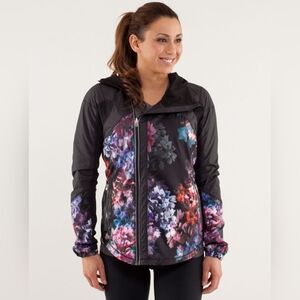 Lululemon Run Get Up And Glow Jacket Floral Spring Has Sprung Black 4